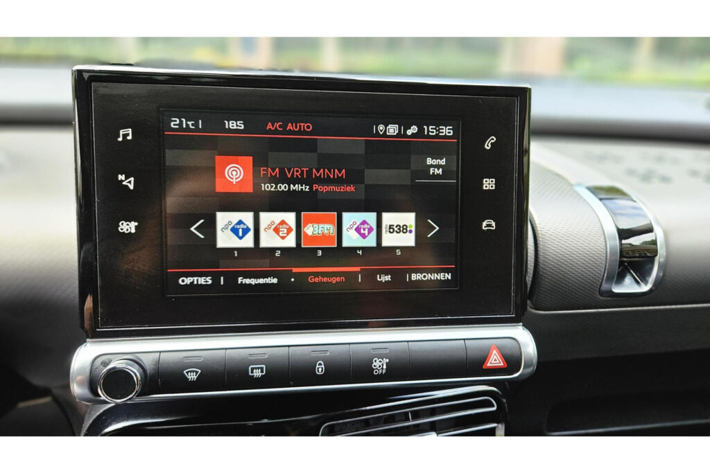 Citroën C4 Cactus 1.2 PureTech Business Trekhaak Navigatie