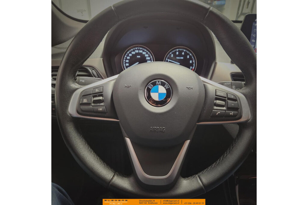 BMW X1 xDrive25e 1.5 High Executive Plugin hybride PACK BUSI PLUS DRIV ASSI PACK HEAD UP LED HEAD PDC FRON REAR