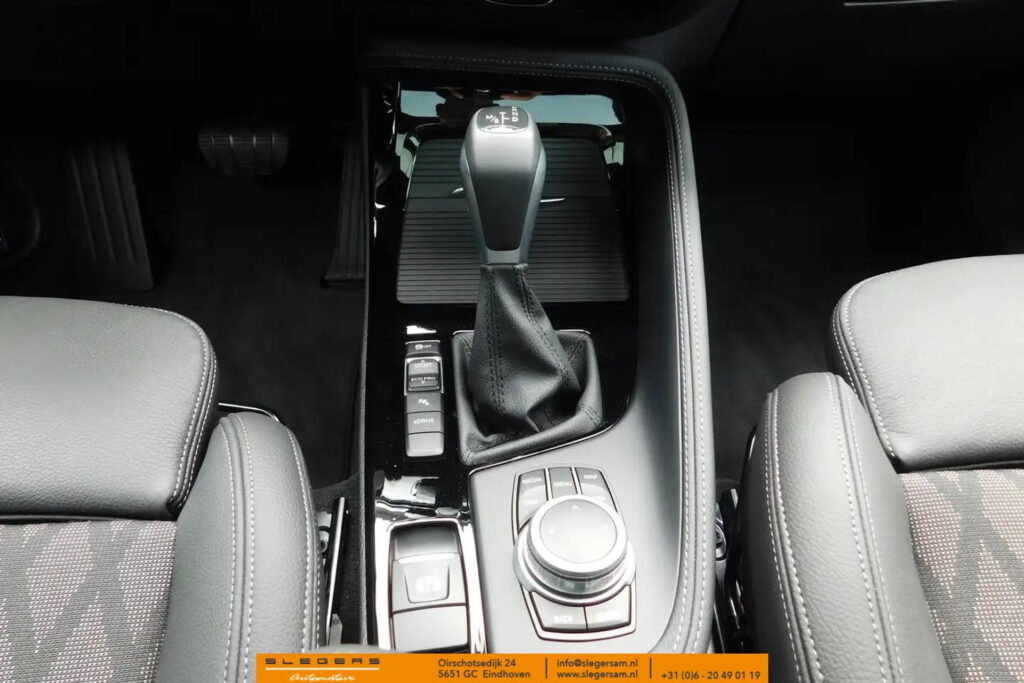 BMW X1 xDrive25e 1.5 High Executive Plugin hybride PACK BUSI PLUS DRIV ASSI PACK HEAD UP LED HEAD PDC FRON REAR