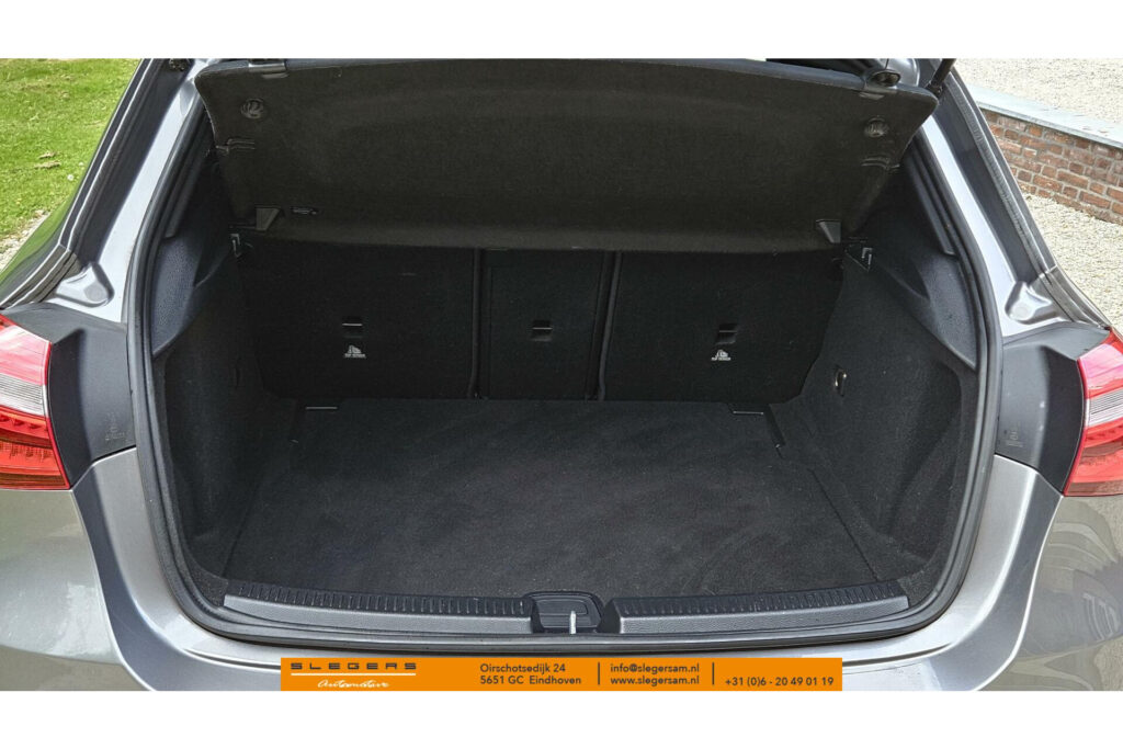 Mercedes-Benz A-Klasse 180 Business Solution AMG