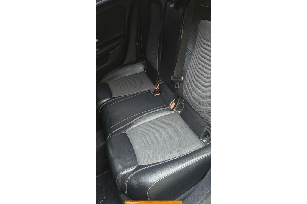 Mercedes-Benz A-Klasse 180 Business Solution AMG