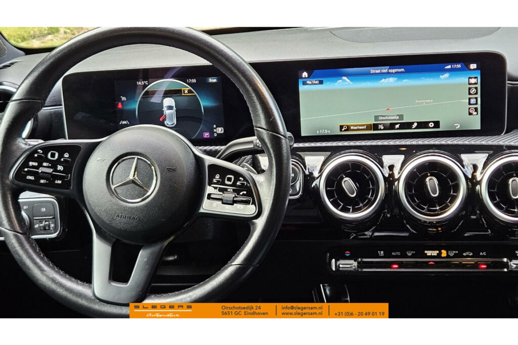 Mercedes-Benz A-Klasse 180 Business Solution AMG