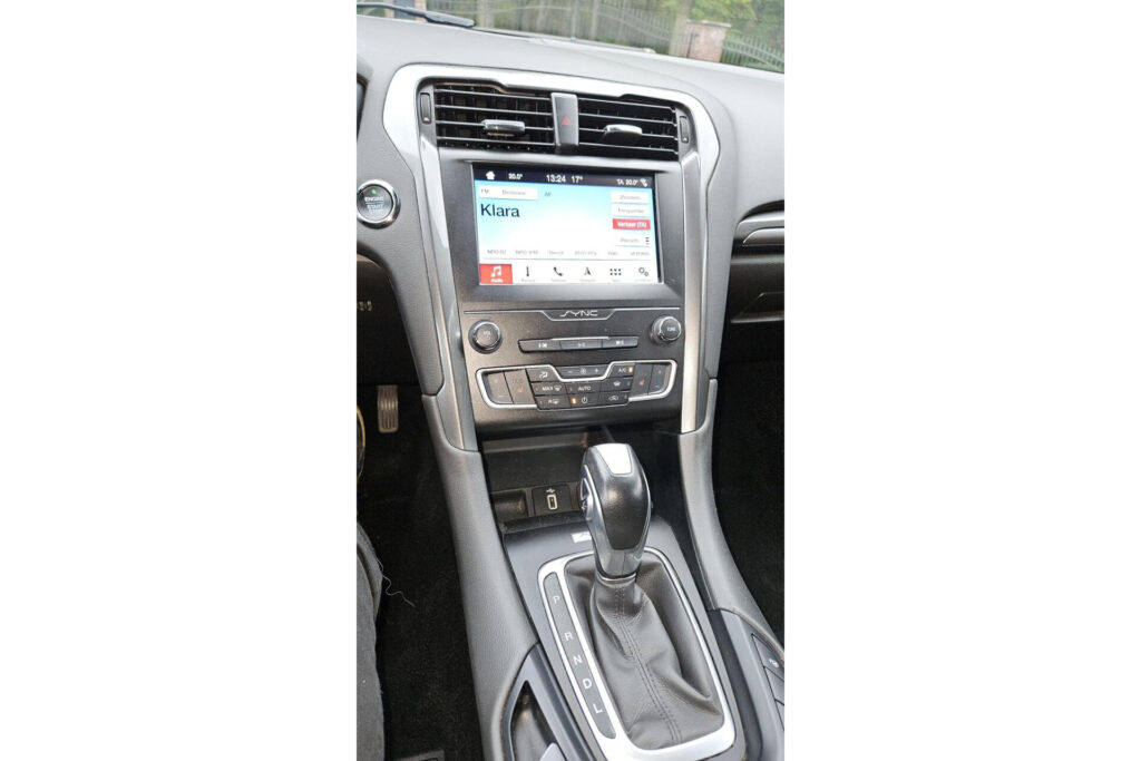 Ford Mondeo Wagon 2.0 IVCT HEV Titanium hybride automaat