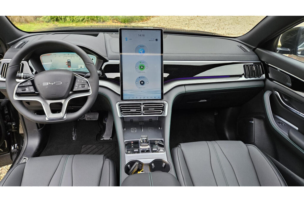 BYD SEAL U 1.5 DM-i FWD Boost Plug-in Hybrid Luxe uitvoering diverse kleuren op voorraad direct leverbaar