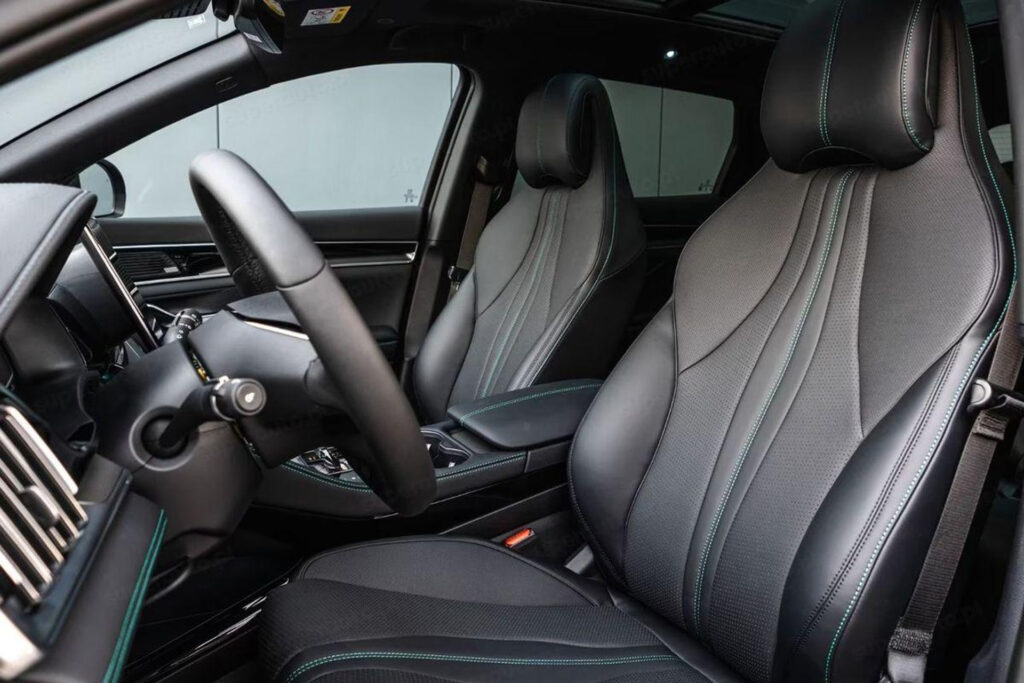 BYD SEAL U 1.5 DM-i FWD Boost Plug-in Hybrid Luxe uitvoering diverse kleuren op voorraad direct leverbaar