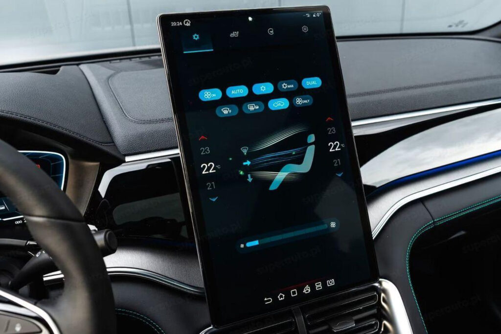 BYD SEAL U 1.5 DM-i FWD Boost Plug-in Hybrid Luxe uitvoering diverse kleuren op voorraad direct leverbaar