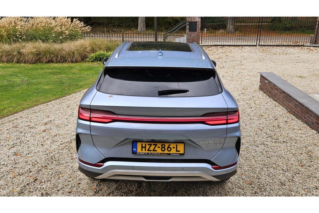 BYD SEAL U 1.5 DM-i FWD Boost Plug-in Hybrid Luxe uitvoering diverse kleuren op voorraad direct leverbaar