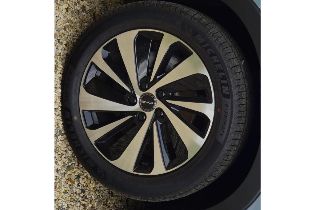 BYD SEAL U 1.5 DM-i FWD Boost  PHV Nieuw direct leverbaar