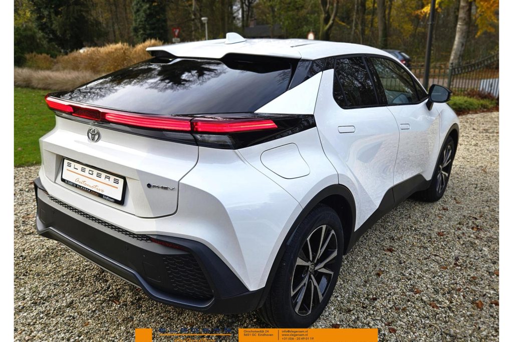 Toyota C-HR 2.0 Plug-in Hybrid Teamplayer + Technekpakket Nieuw