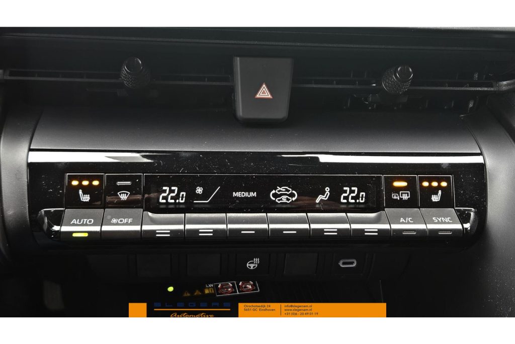 Toyota C-HR 2.0 Plug-in Hybrid Teamplayer + Technekpakket Nieuw