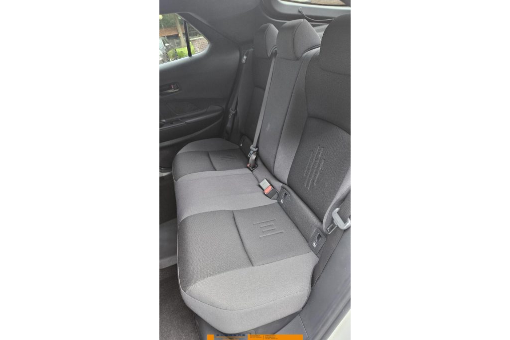 Toyota C-HR 2.0 Plug-in Hybrid Teamplayer + Technekpakket Nieuw