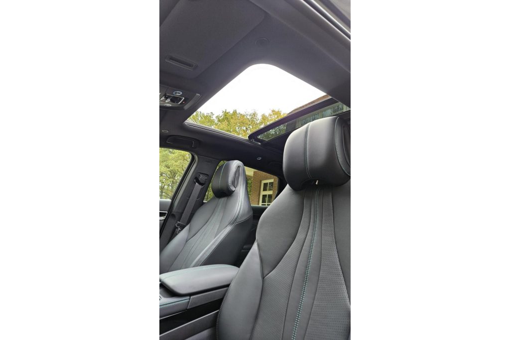 BYD SEAL U 1.5 DM-i FWD Boost Plug-in Hybrid Luxe uitvoering diverse kleuren op voorraad direct leverbaar