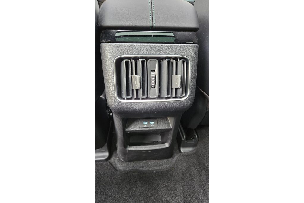 BYD SEAL U 1.5 DM-i FWD Boost Plug-in Hybrid Luxe uitvoering diverse kleuren op voorraad direct leverbaar