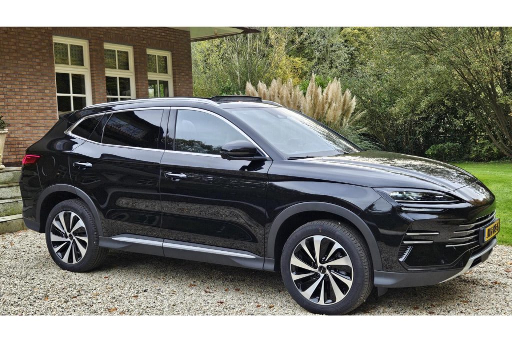 BYD SEAL U 1.5 DM-i FWD Boost Plug-in Hybrid Luxe uitvoering diverse kleuren op voorraad direct leverbaar