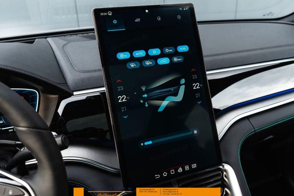 BYD SEAL U 1.5 DM-i FWD Boost Plug-in Hybrid Luxe uitvoering diverse kleuren op voorraad direct leverbaar