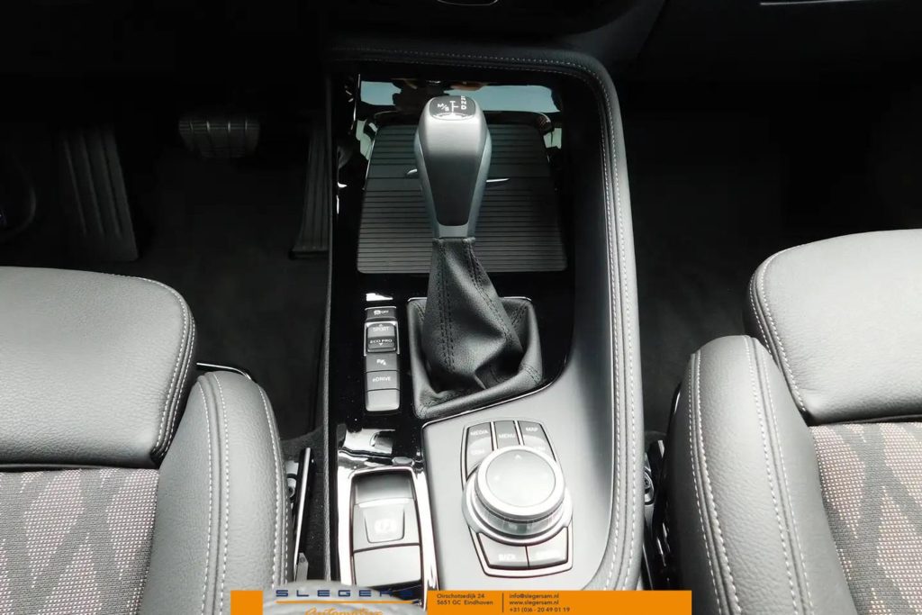 BMW X1 xDrive25e 1.5 High Executive Plugin hybride PACK BUSI PLUS DRIV ASSI PACK HEAD UP LED HEAD PDC FRON REAR