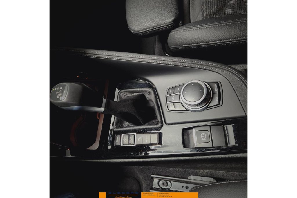 BMW X1 xDrive25e 1.5 High Executive Plugin hybride PACK BUSI PLUS DRIV ASSI PACK HEAD UP LED HEAD PDC FRON REAR