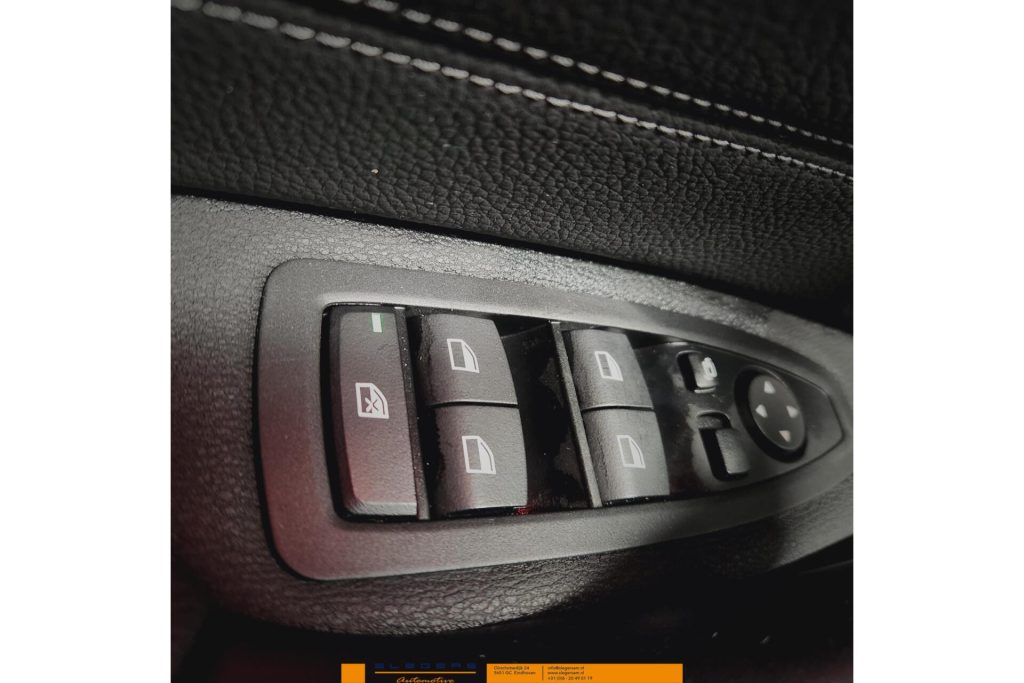 BMW X1 xDrive25e 1.5 High Executive Plugin hybride PACK BUSI PLUS DRIV ASSI PACK HEAD UP LED HEAD PDC FRON REAR