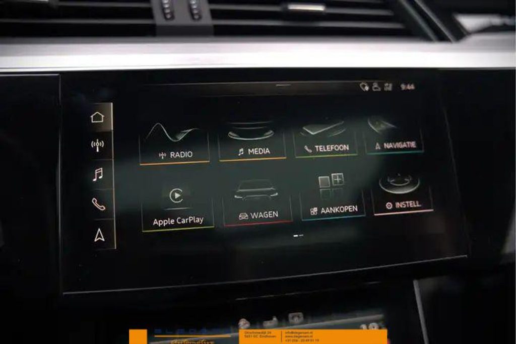 Audi e-tron Sportback 55 quattro Business edition 95 kWh Met zomer 21 inch en Wintervelgen 19 inch