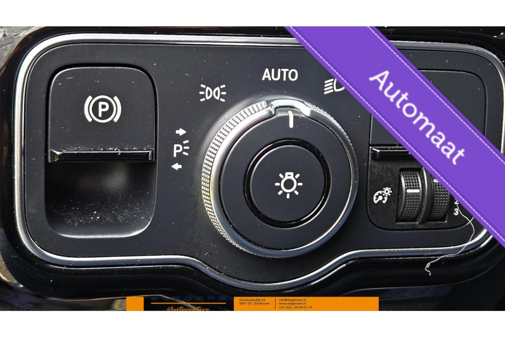 Mercedes-Benz A-Klasse 180 Business Solution AMG