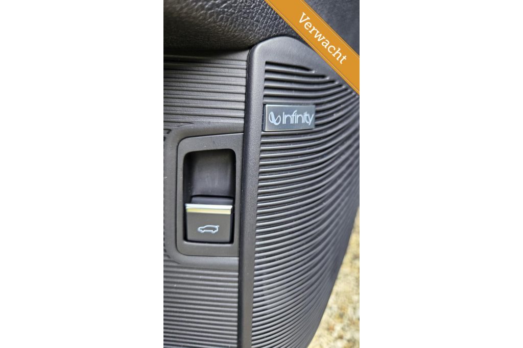 BYD SEAL U 1.5 DM-i FWD Boost Plug-in Hybrid Luxe uitvoering diverse kleuren op voorraad direct leverbaar