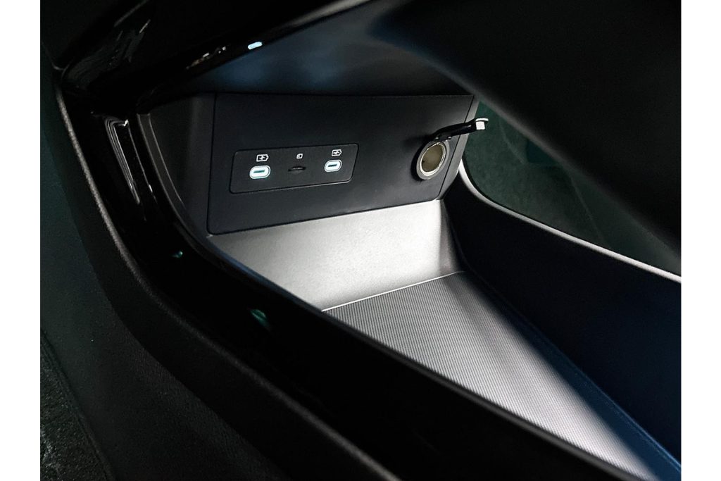 BYD SEAL U 1.5 DM-i FWD Boost  Plug-in Hybrid