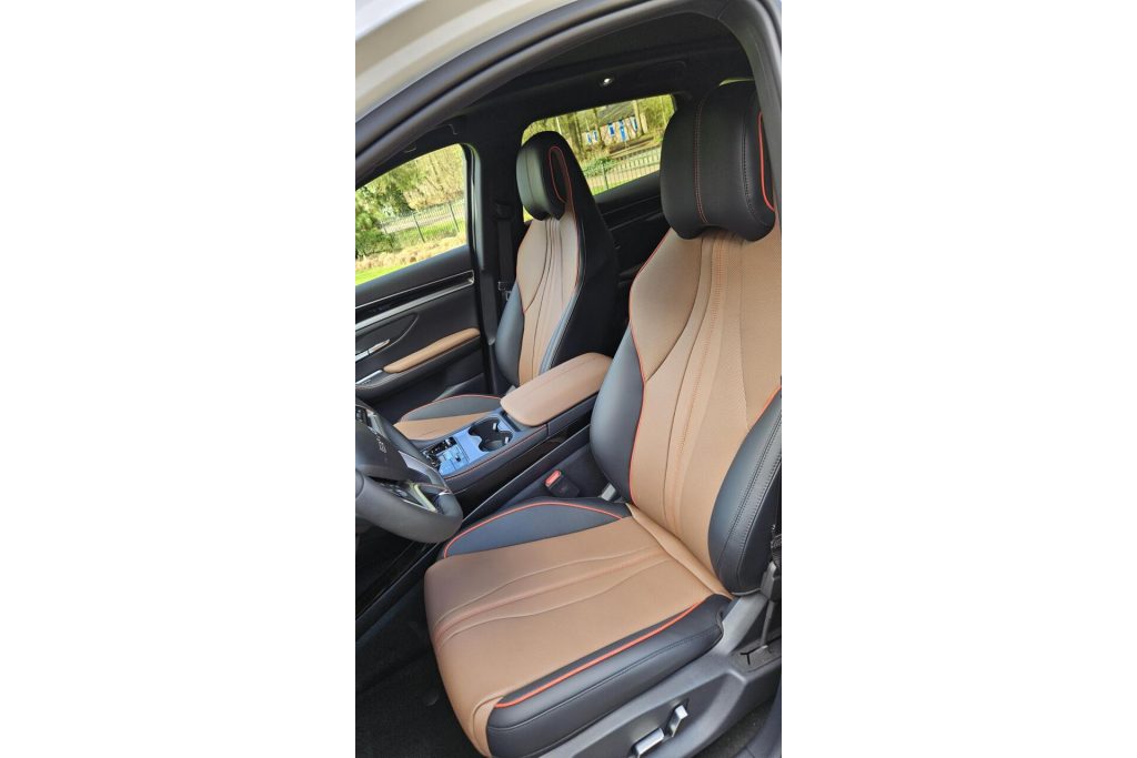 BYD SEAL U 1.5 DM-i FWD Boost  Plug-in Hybrid