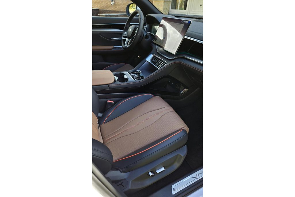 BYD SEAL U 1.5 DM-i FWD Boost  Plug-in Hybrid