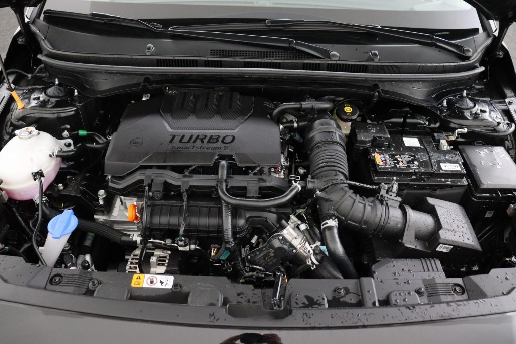 Hyundai Bayon 1.0 T-GDI Premium Twist ook leverbaar in wit en blauw