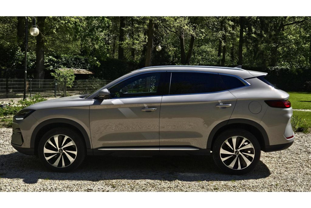 BYD SEAL U 1.5 DM-i FWD Boost met de kleur Bounless Cloud