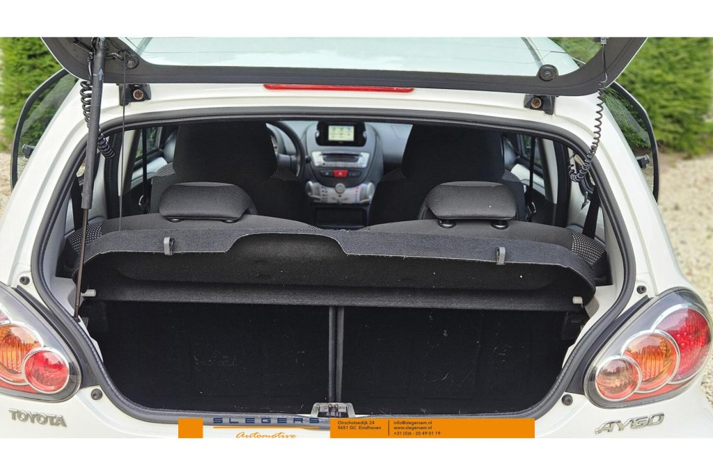 Toyota Aygo 1.0-12V Comfort Navigator Airco