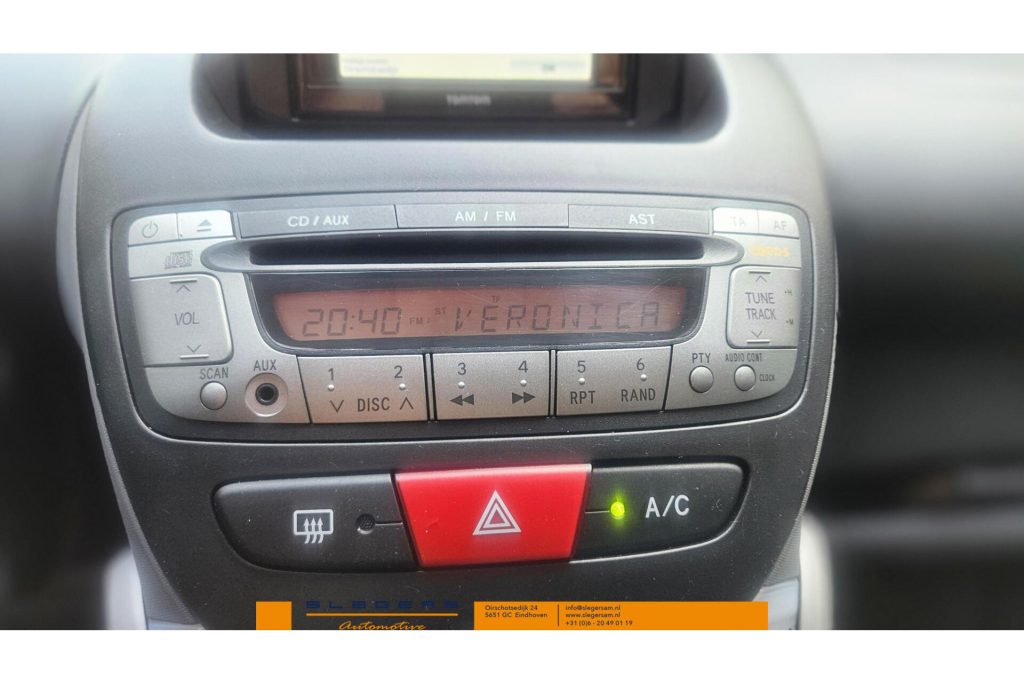 Toyota Aygo 1.0-12V Comfort Navigator Airco