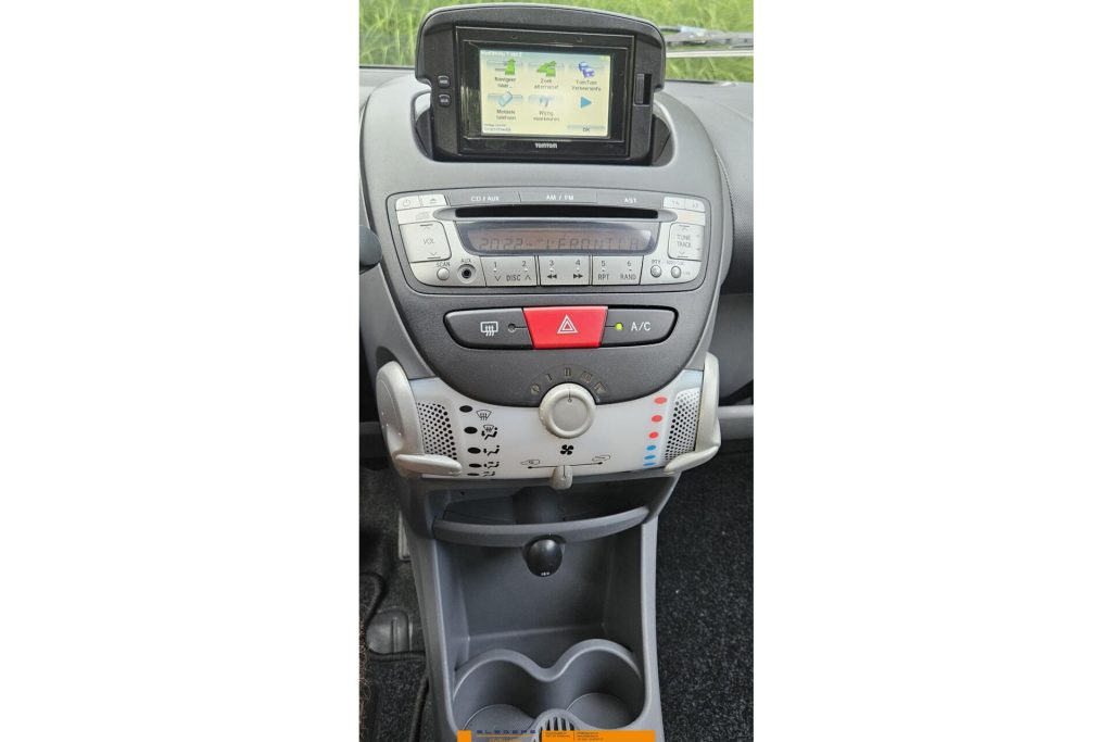 Toyota Aygo 1.0-12V Comfort Navigator Airco