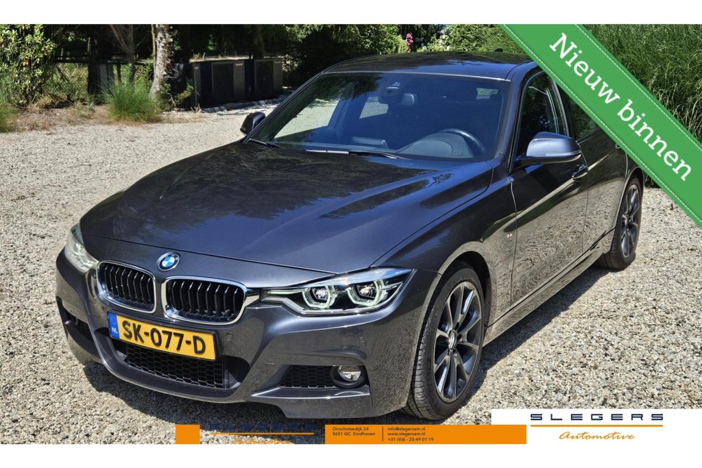 BMW 3 Serie 318i Centennial High Executive M Sport black line