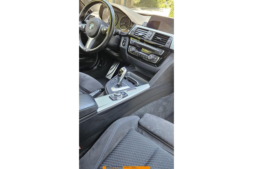 BMW 3 Serie 318i Centennial High Executive M Sport black line