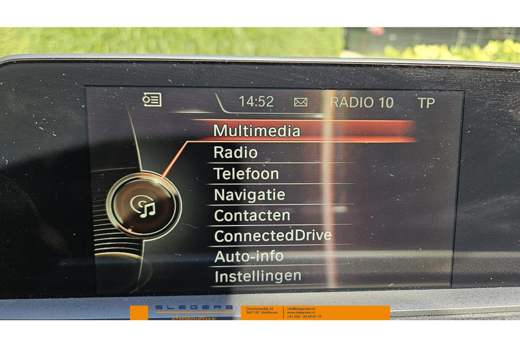 BMW 3 Serie 318i Centennial High Executive M Sport black line