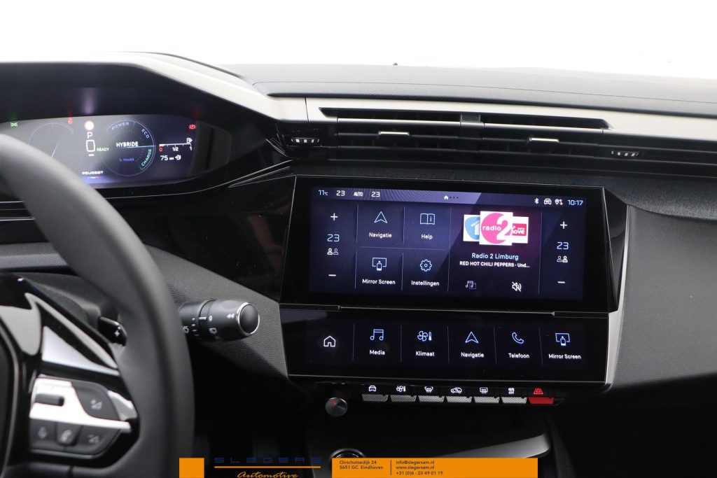 Peugeot 308 1.6 Plug-in Hybrid 195 Allure met 10000 euro voordeel