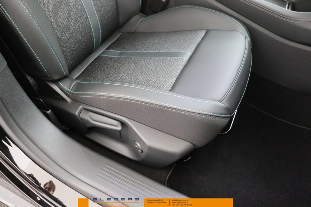 Peugeot 308 1.6 Plug-in Hybrid 195 Allure met 10000 euro voordeel