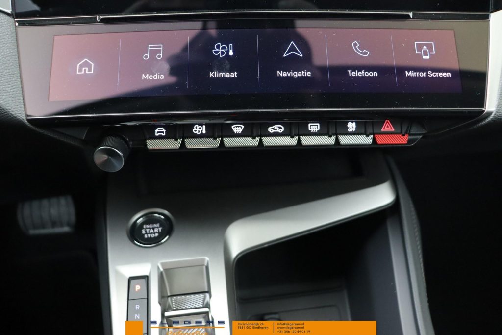 Peugeot 308 1.6 Plug-in Hybrid 195 Allure met 10000 euro voordeel