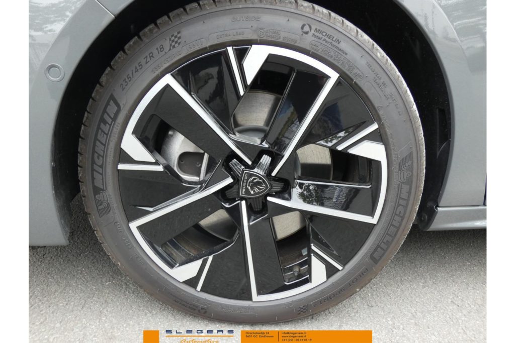 Peugeot 508 SW 1.6 HYbrid 180 e-EAT8 Allure Avantage