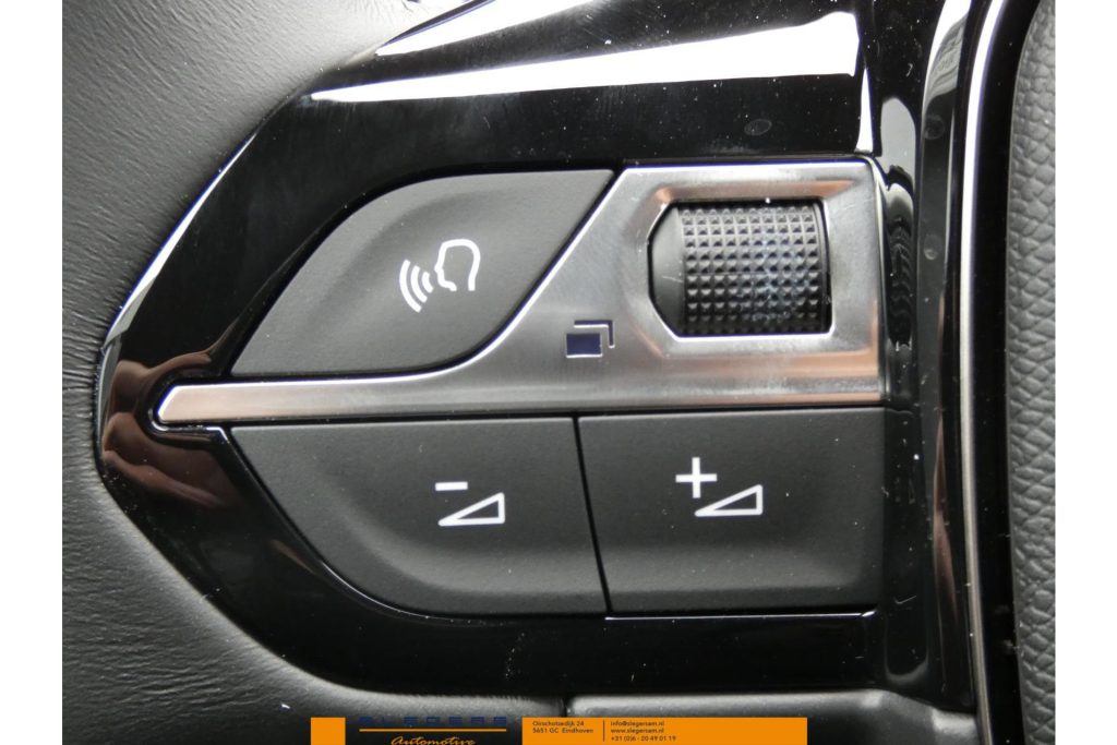 Peugeot 508 SW 1.6 HYbrid 180 e-EAT8 Allure Avantage