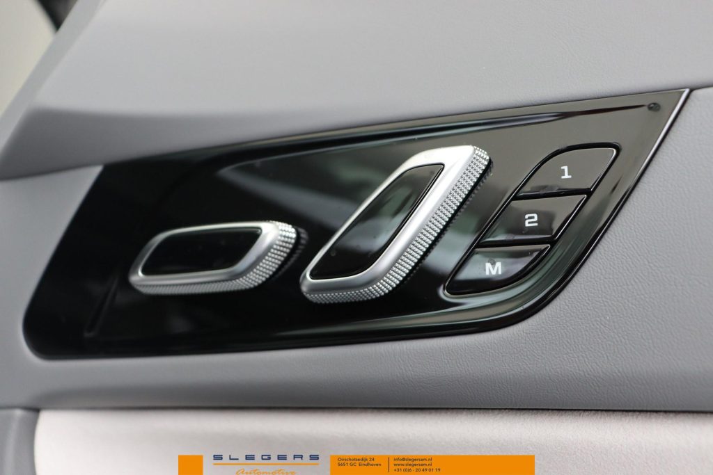 MG Cyberster Trophy Extended Range 77kWh