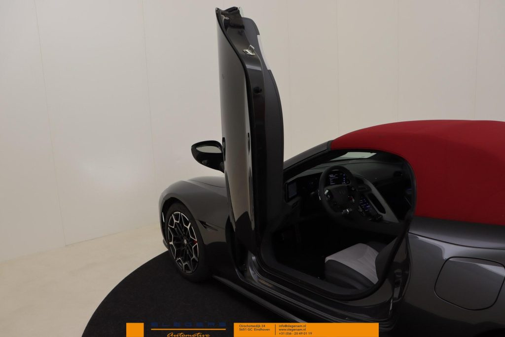 MG Cyberster Trophy Extended Range 77kWh