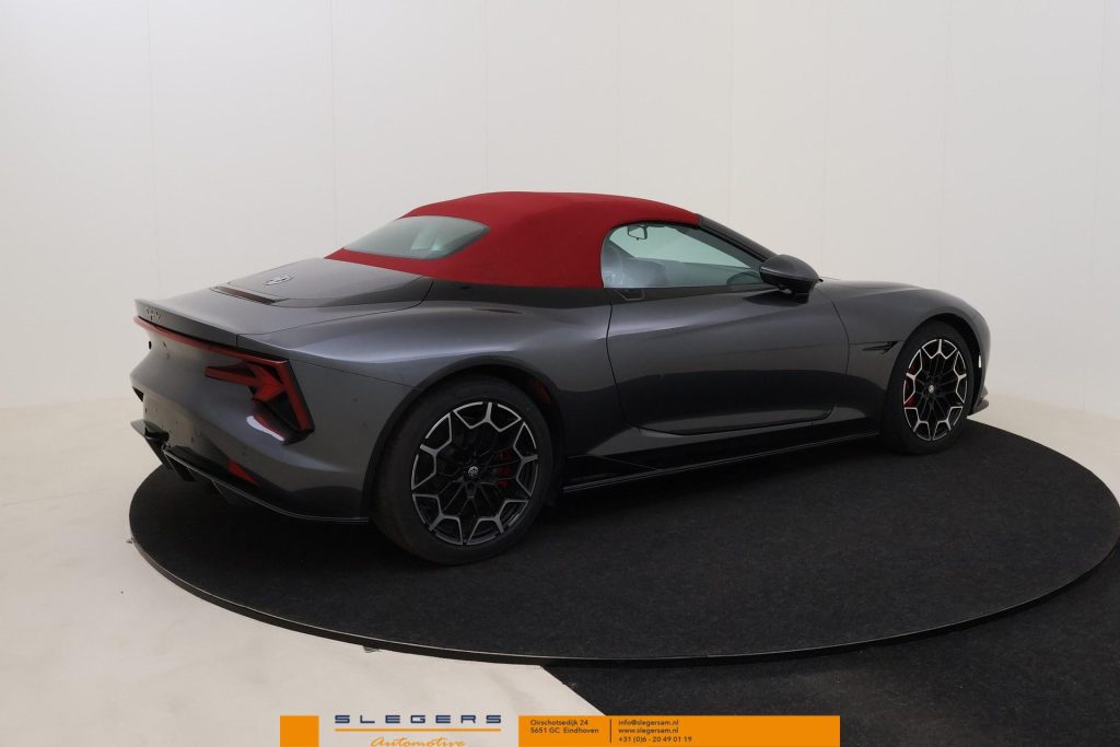 MG Cyberster Trophy Extended Range 77kWh