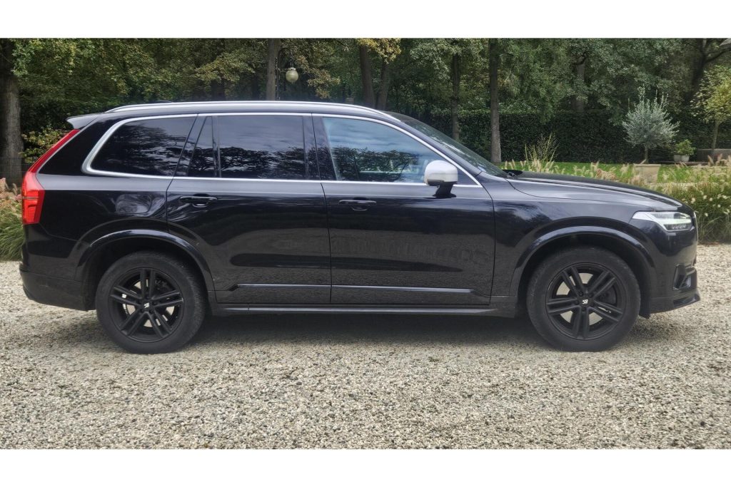 Volvo XC90 2.0 T8 AWD R-Design Met zomer en winterset